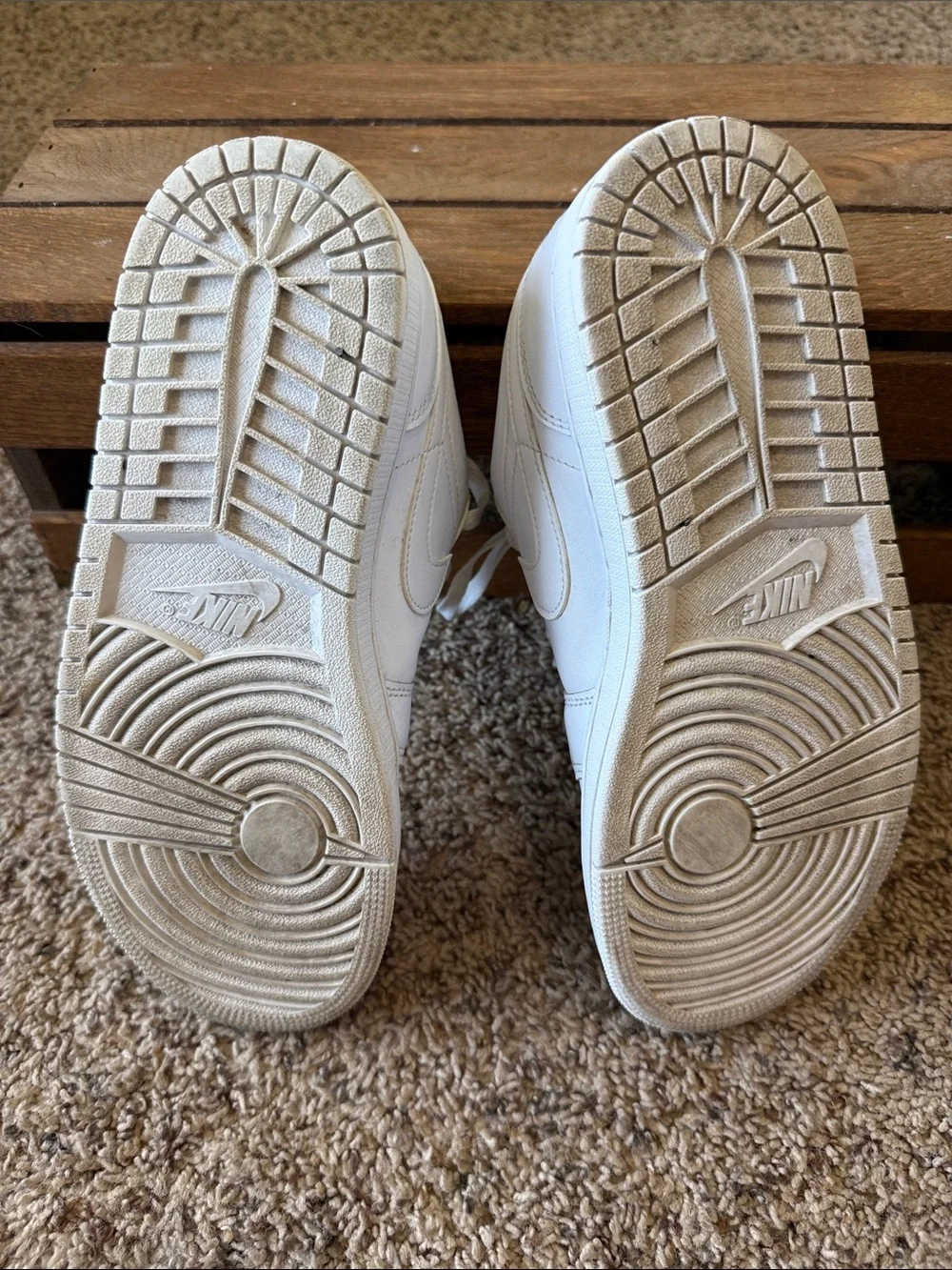 Nike Jordan 1 Low-Top Men’s Sneaker - Classic White Leather Design